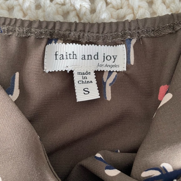 Cactus print tank top. - Picture 2 of 4